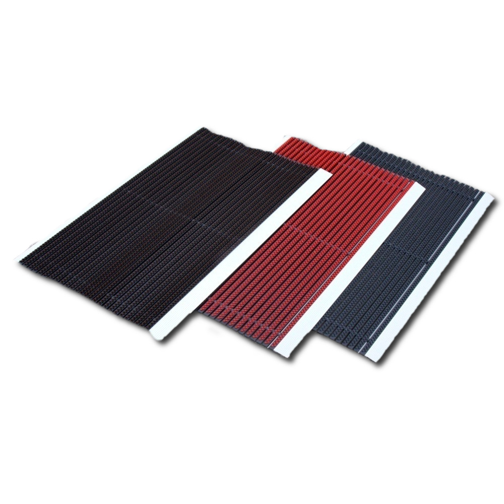 TAPPETO BRUSH MAT INTERNO ESTERNO_02.jpg